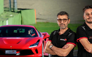 Una squadra al volante: team building in pista