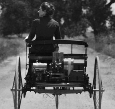 La storia dell'auto, al femminile