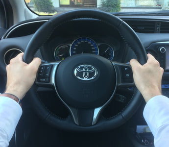 Mani sul volante, attenzione!